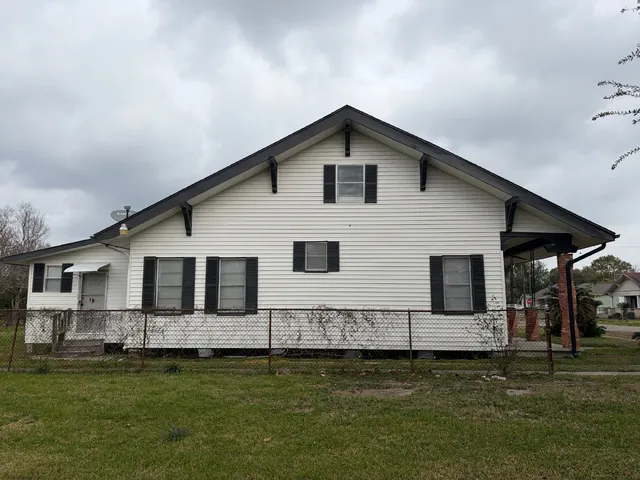 $1,500 | 1821 6th Street, Port Arthur, TX 77640