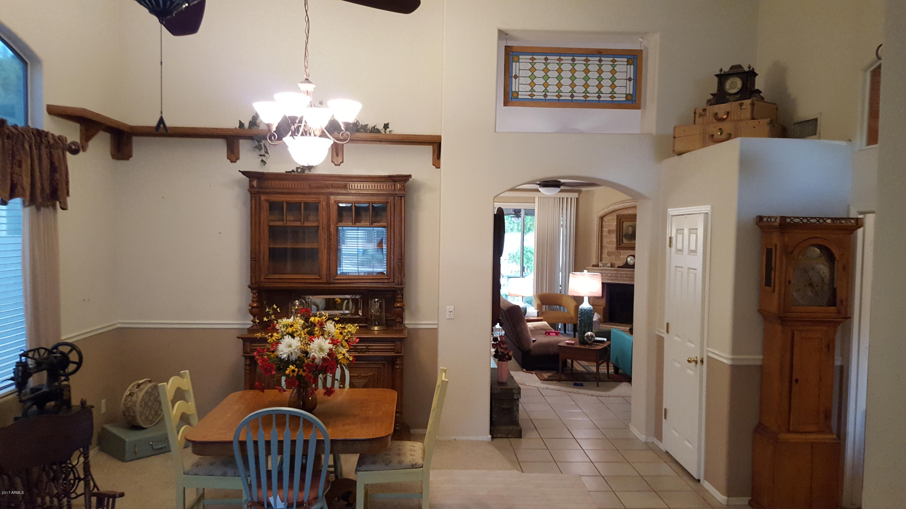 241 West Smoke Tree Road Gilbert, AZ 85233 - Photo 17 of 23 Dining