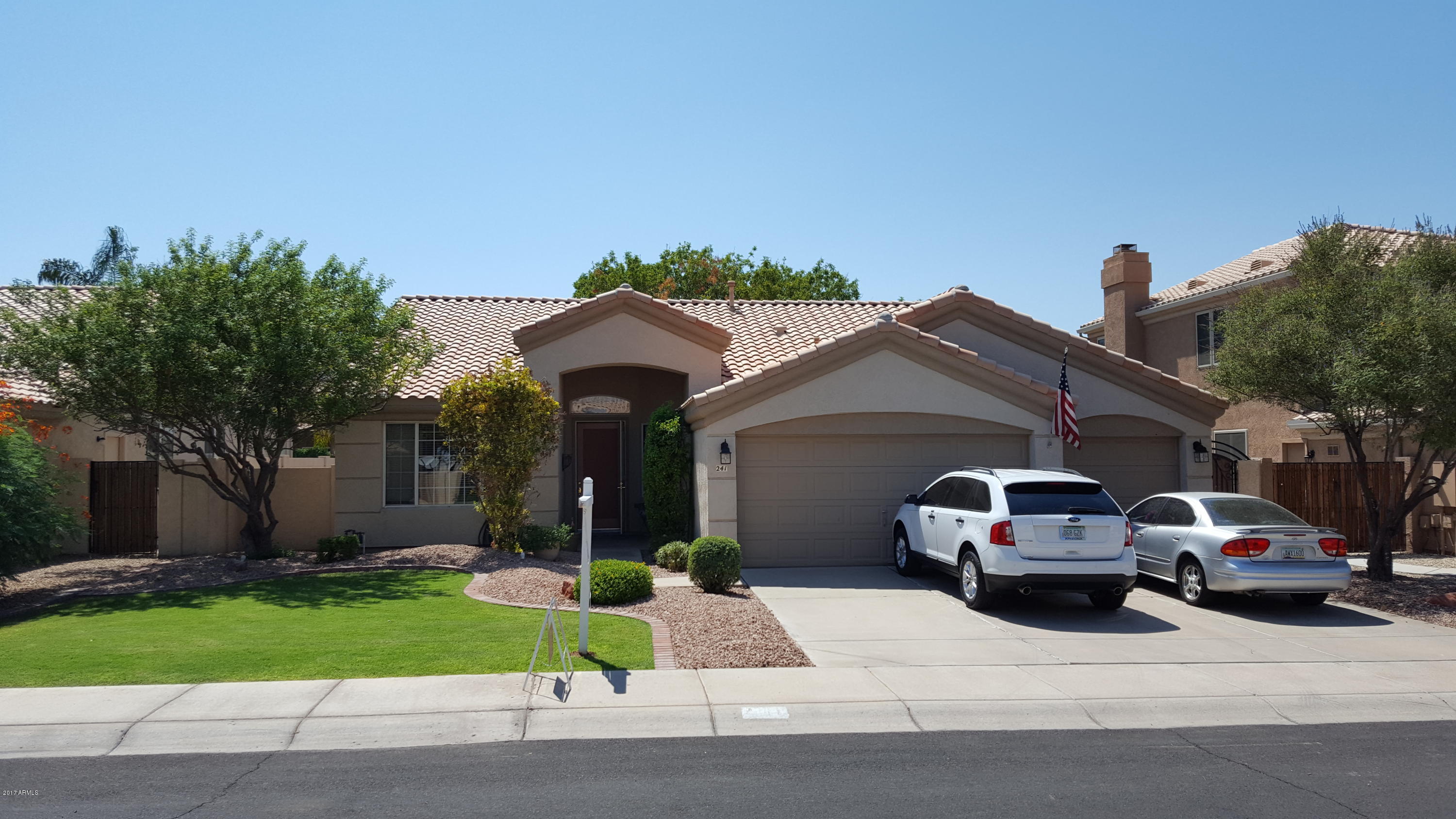 241 West Smoke Tree Road Gilbert, AZ 85233 - Photo 23 of 23 Front