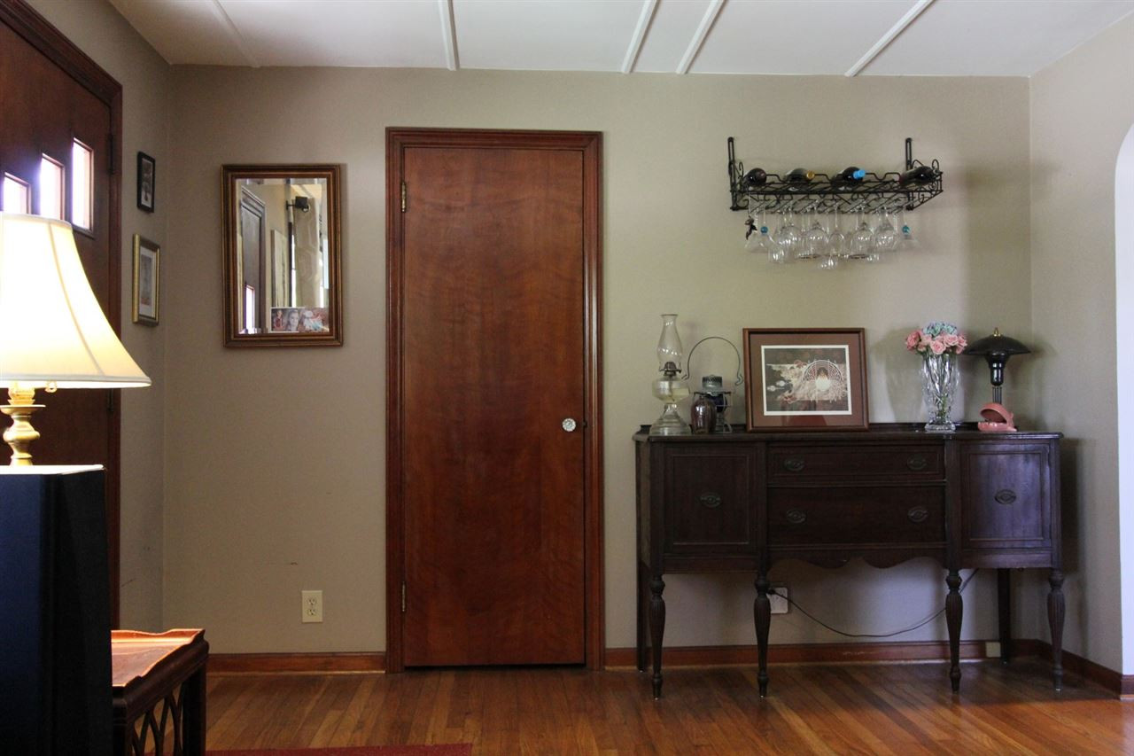 560 Mason Road Latonia, KY 41015 - Photo 5 of 22 Gallery Image 5