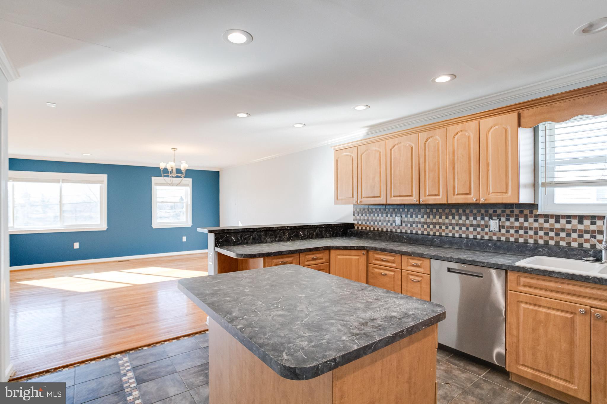 7815 Fairgreen Road Baltimore, MD 21222 - Photo 10 of 54 Kitchen