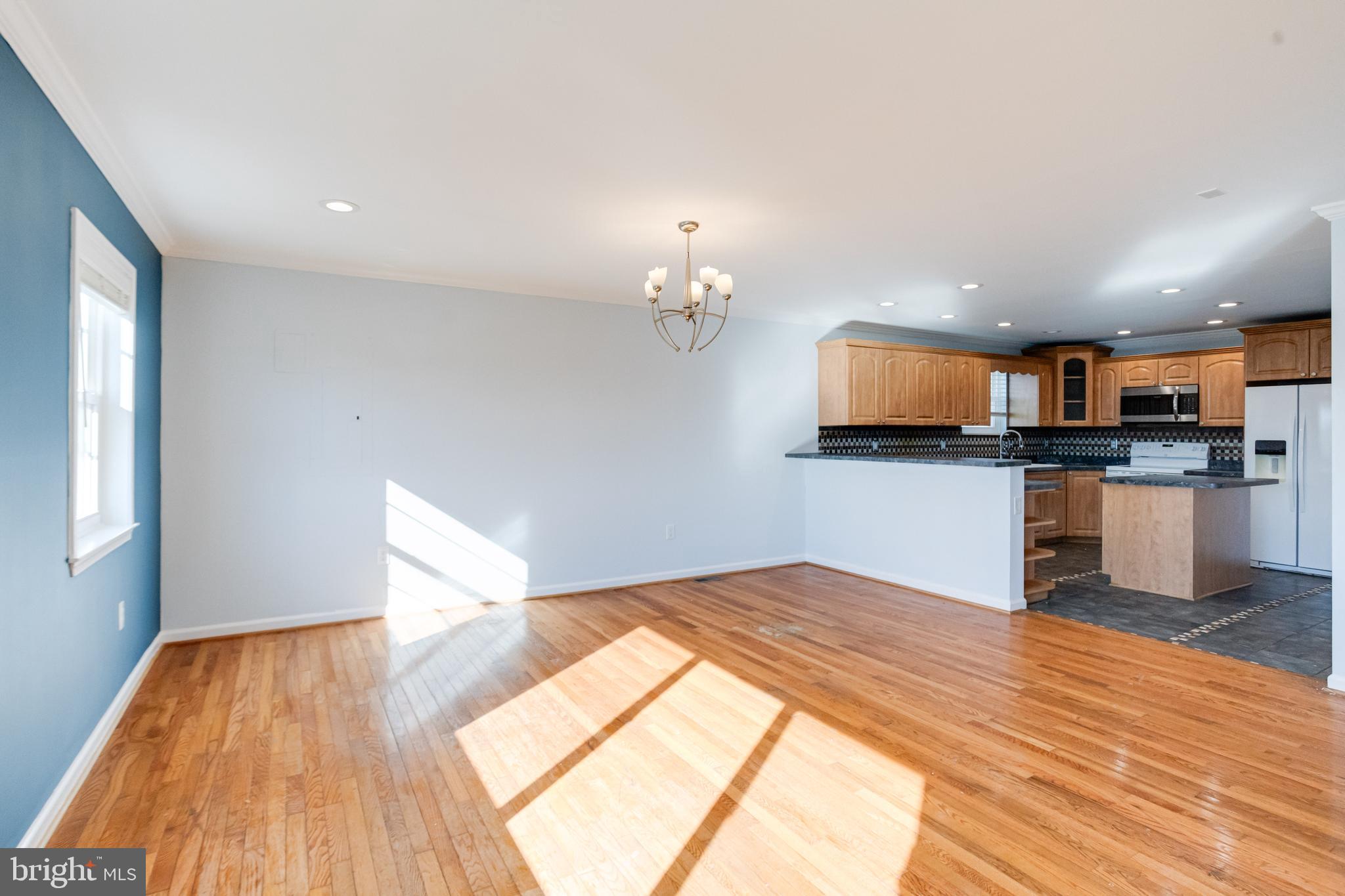 7815 Fairgreen Road Baltimore, MD 21222 - Photo 7 of 54 Dining Room