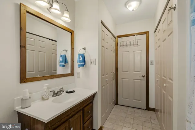 $419,900 | 23 Eastbrooke Drive, Ephrata, PA 17522