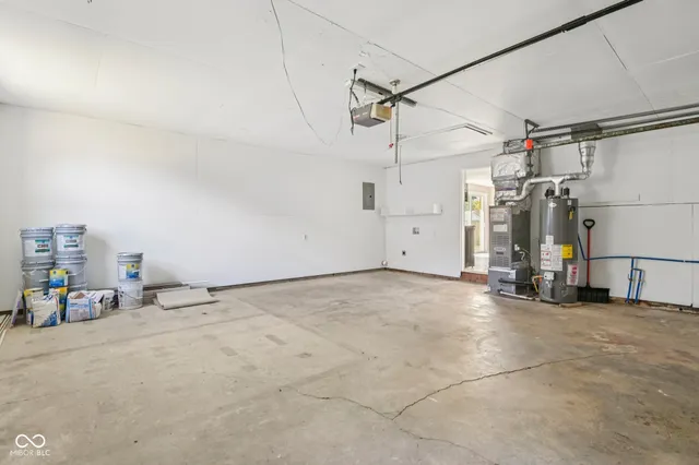 $209,900 | 311 Fall Creek Drive, Anderson, IN 46013