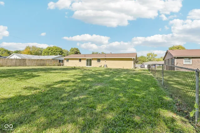 $209,900 | 311 Fall Creek Drive, Anderson, IN 46013