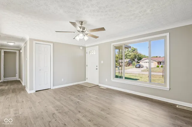 $209,900 | 311 Fall Creek Drive, Anderson, IN 46013