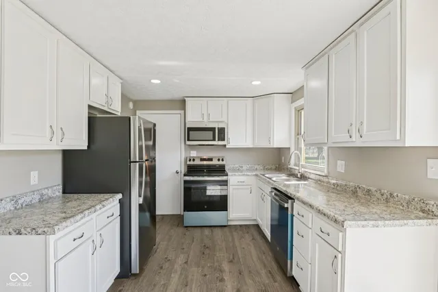 $209,900 | 311 Fall Creek Drive, Anderson, IN 46013