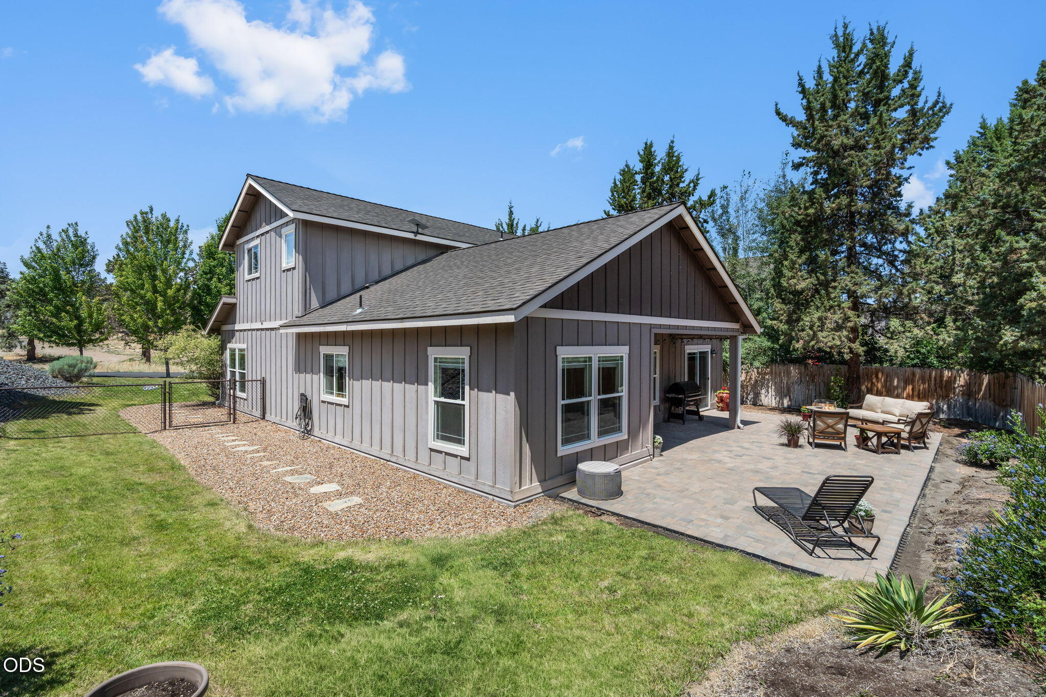 2850 Southwest 33rd Street Redmond, OR 97756 - Photo 27 of 33