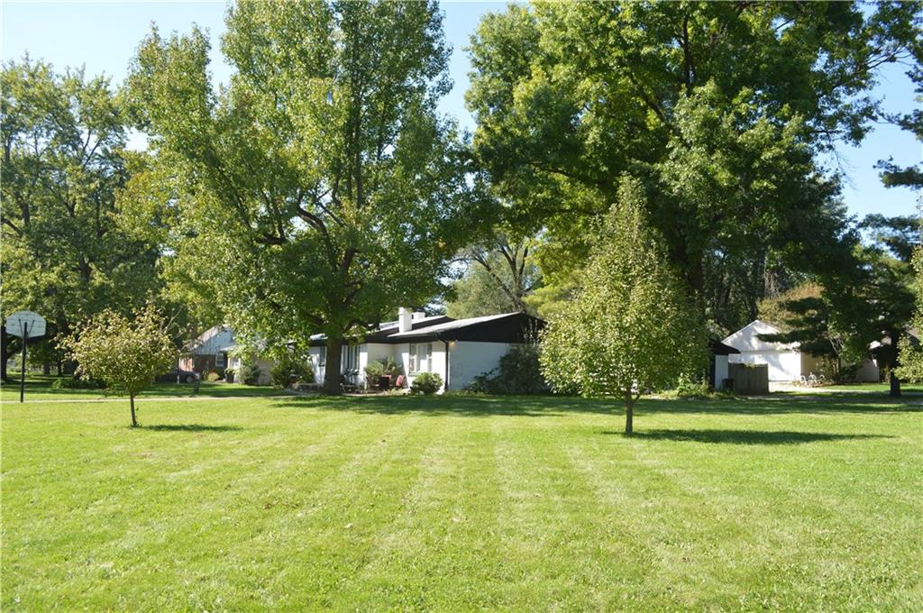 2716 Cardigan Road Indianapolis, IN 46268 - Photo 2 of 22 Gallery Image 2