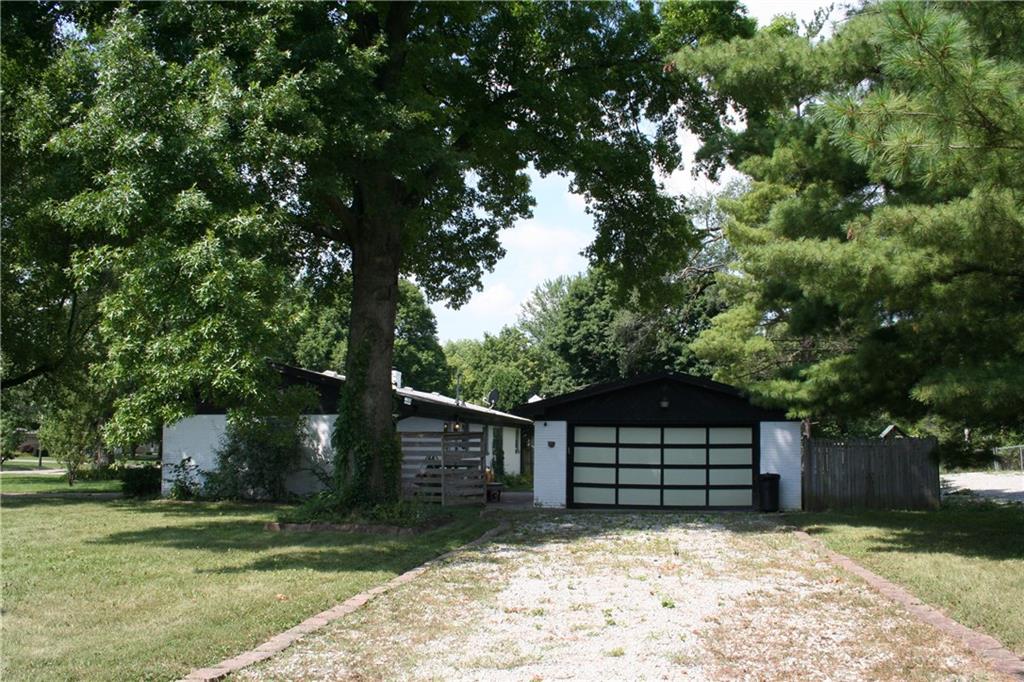 2716 Cardigan Road Indianapolis, IN 46268 - Photo 17 of 22 Gallery Image 17