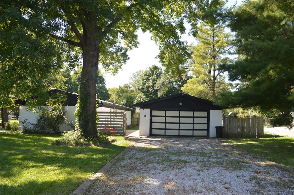 2716 Cardigan Road Indianapolis, IN 46268 - Photo 18 of 22 Gallery Image 18