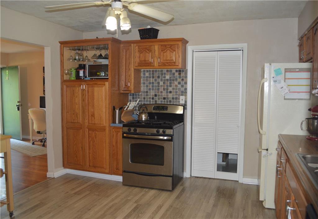 2716 Cardigan Road Indianapolis, IN 46268 - Photo 4 of 22 Gallery Image 4