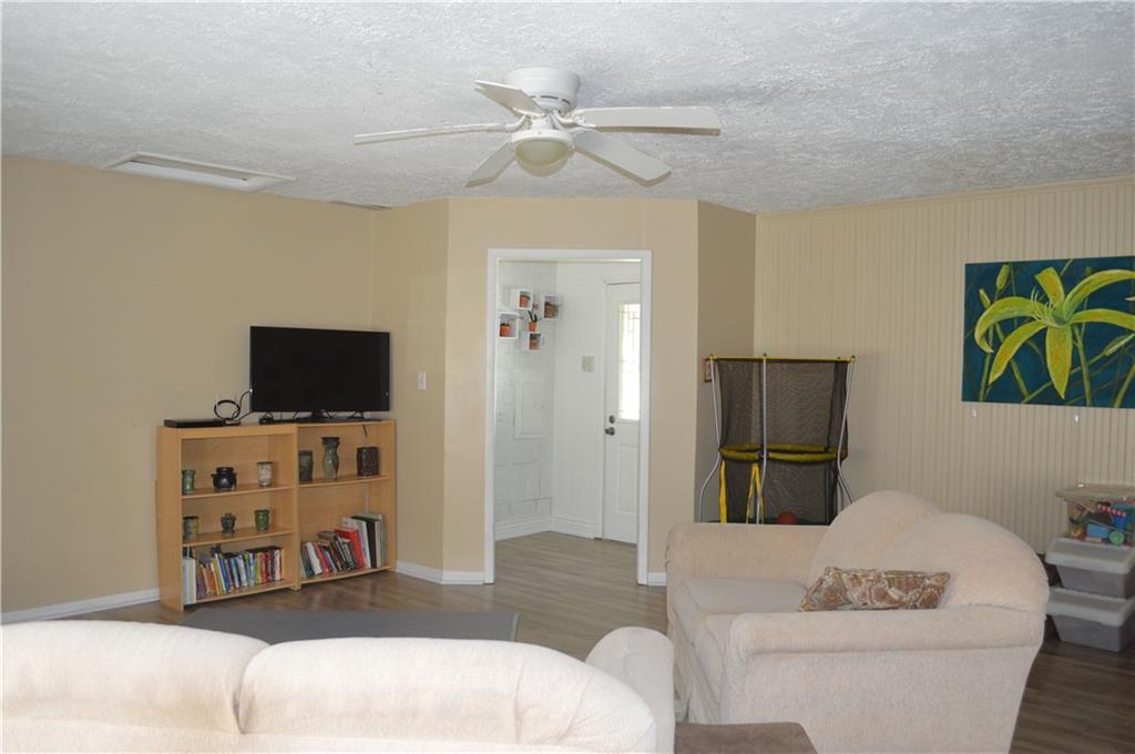 2716 Cardigan Road Indianapolis, IN 46268 - Photo 8 of 22 Gallery Image 8
