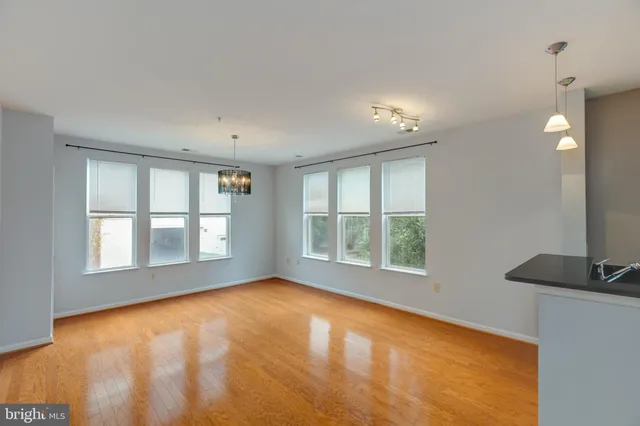 $2,800 | 2665 Prosperity Avenue, Unit 254, Fairfax, VA 22031