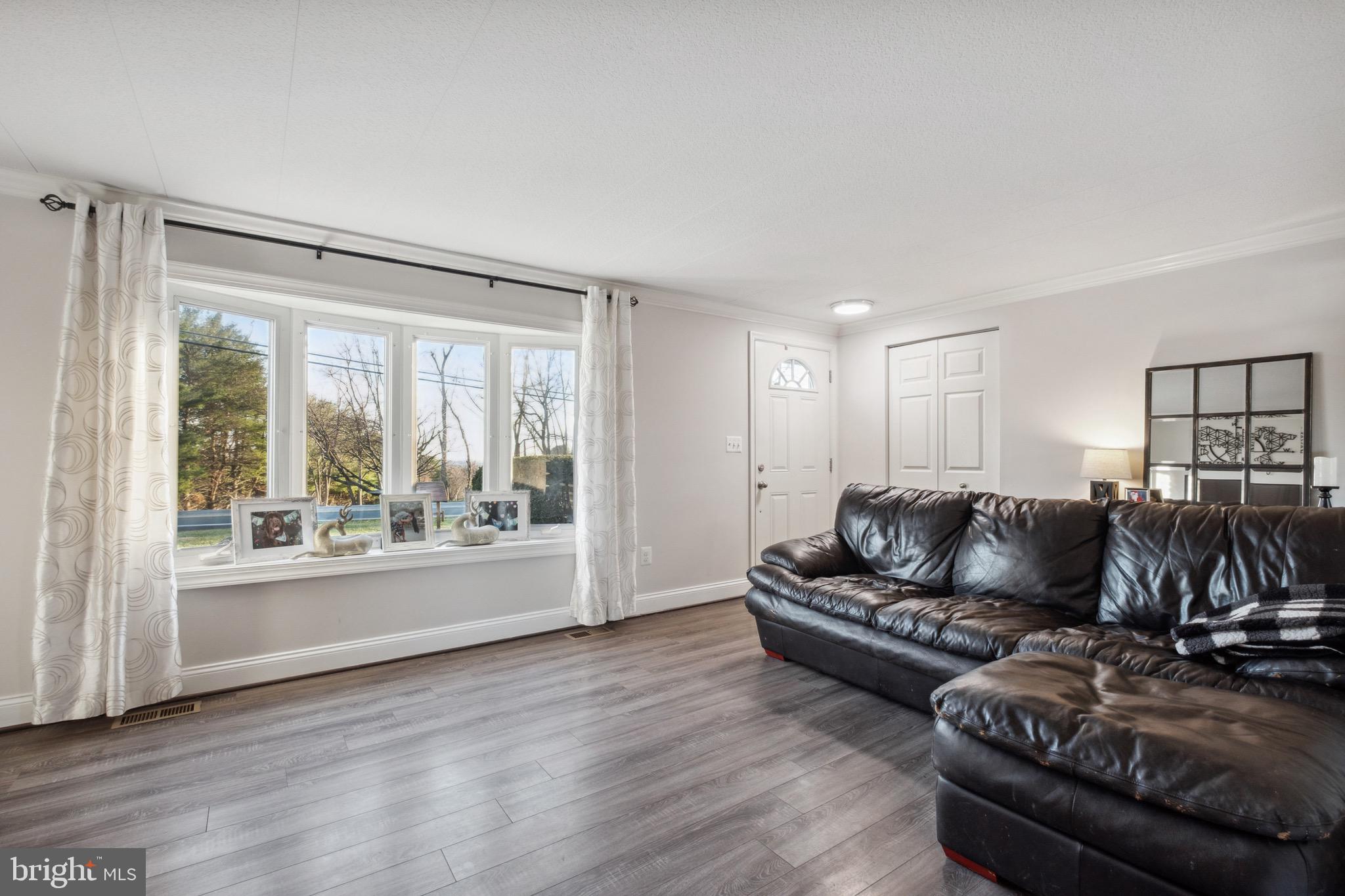 1412 Brehm Road Westminster, MD 21157 - Photo 2 of 46 Gallery Image 2