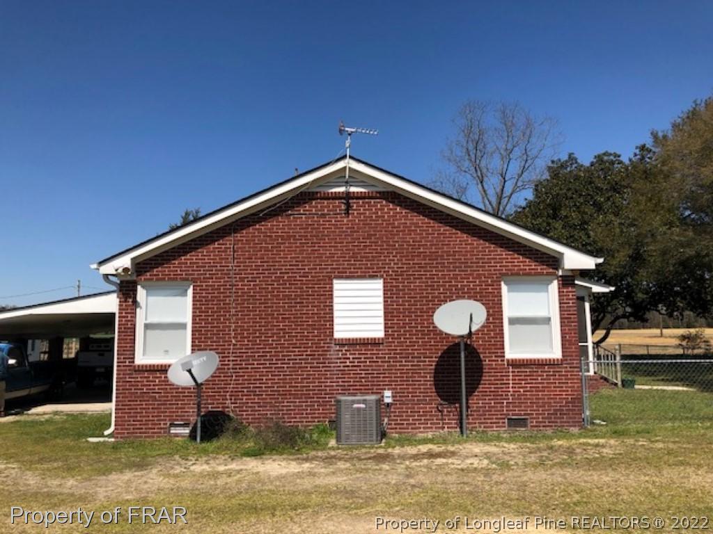 701 Morrison Road Maxton, NC 28364 - Photo 3 of 23 Gallery Image 3