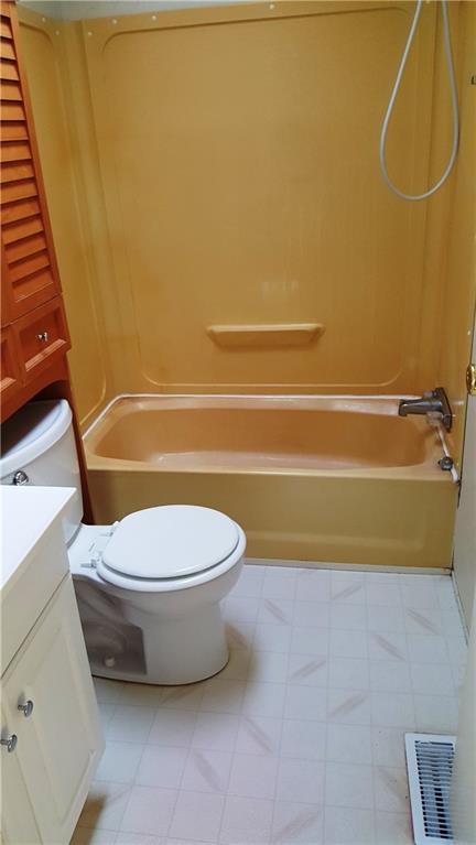1403 Robb Road Ligonier, PA 15658 - Photo 17 of 18 Main bathroom