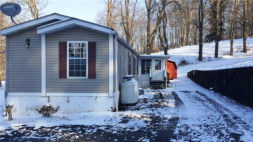 1403 Robb Road Ligonier, PA 15658 - Photo 3 of 18 Gallery Image 3