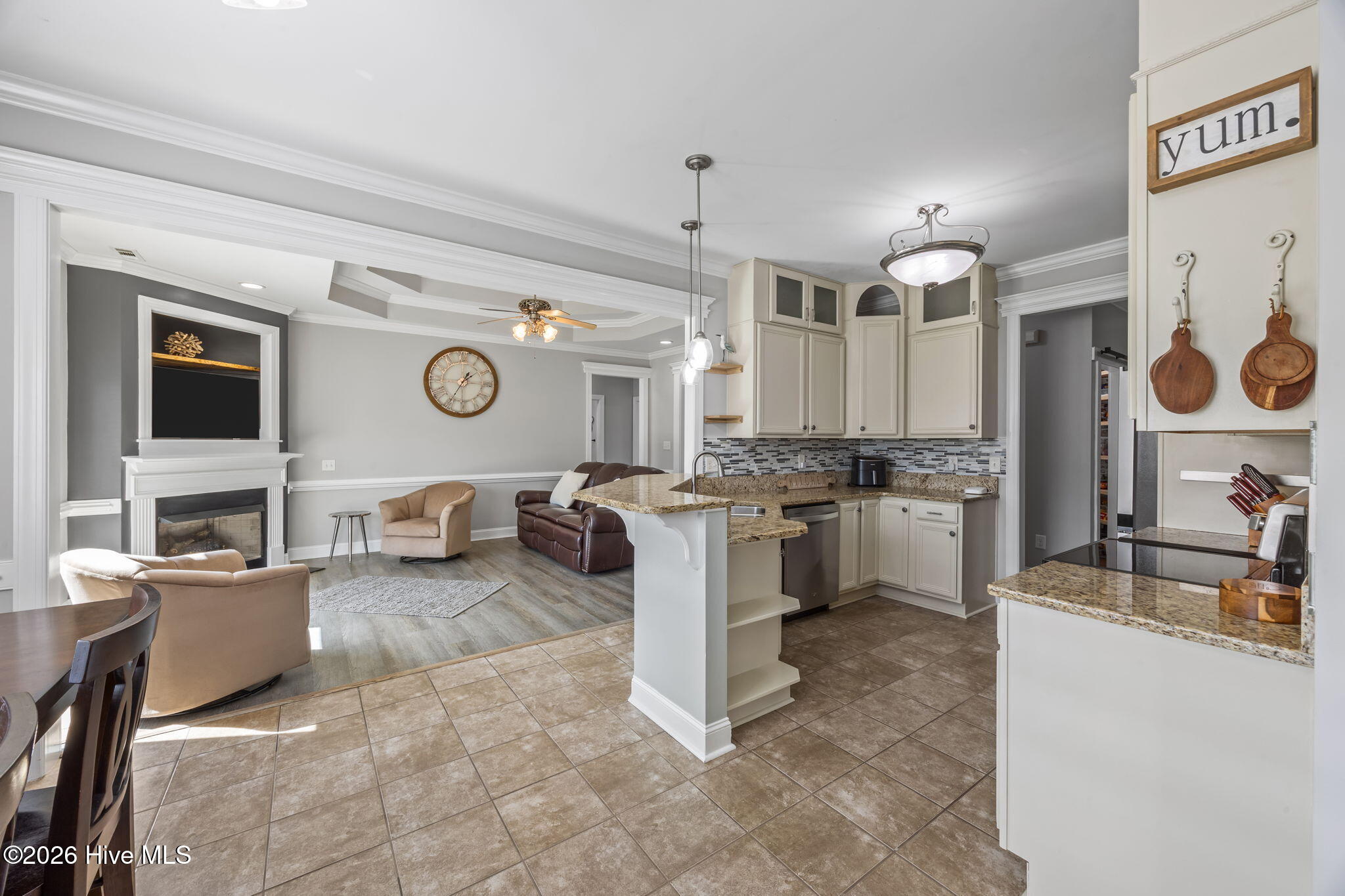 695 Crump Farm Road New Bern, NC 28562 - Photo 9 of 55 29-web-or-mls-0C0A4647