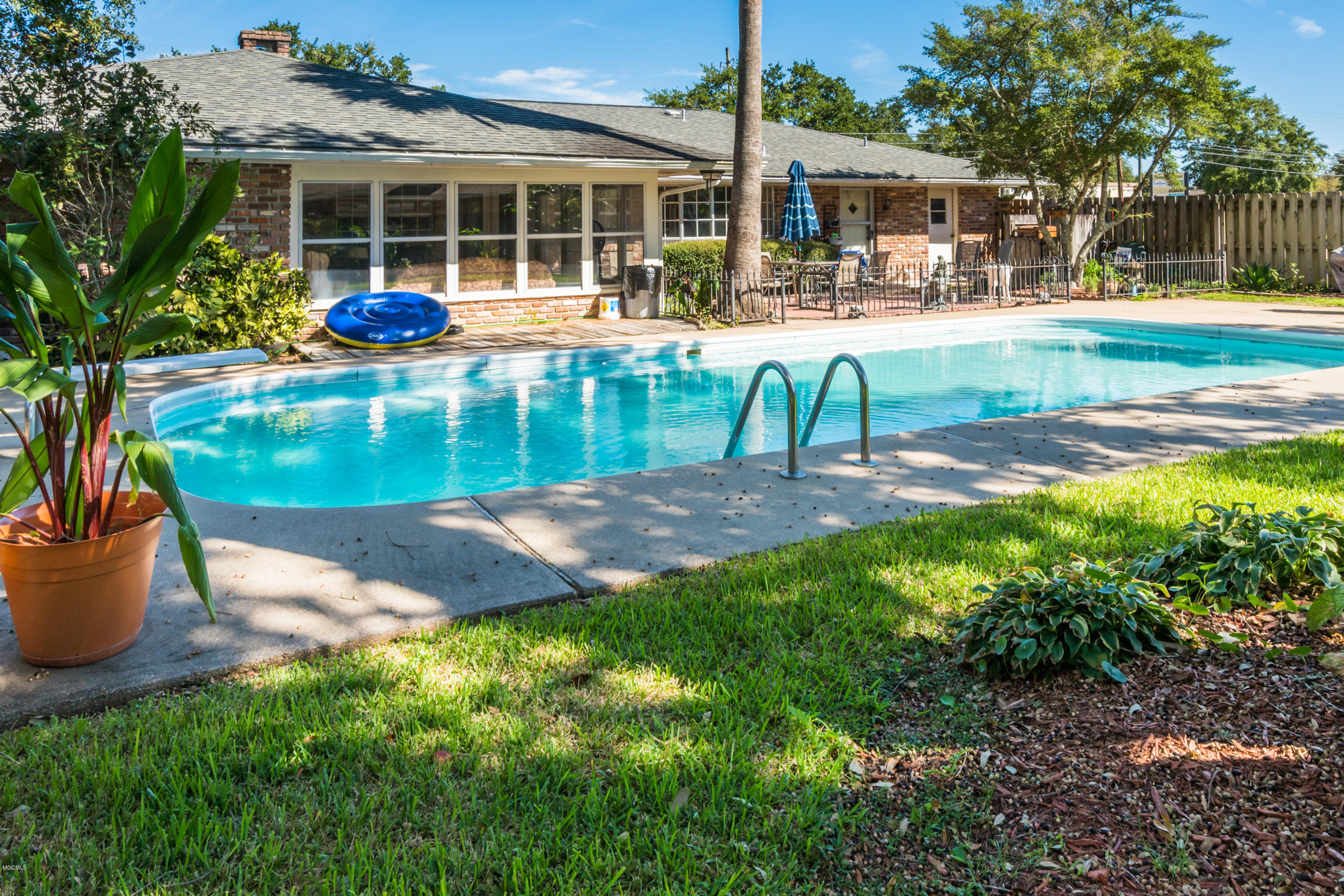 20155 Pineville Road Long Beach, MS 39560 - Photo 36 of 38 20155 Pineville Rd-02504
