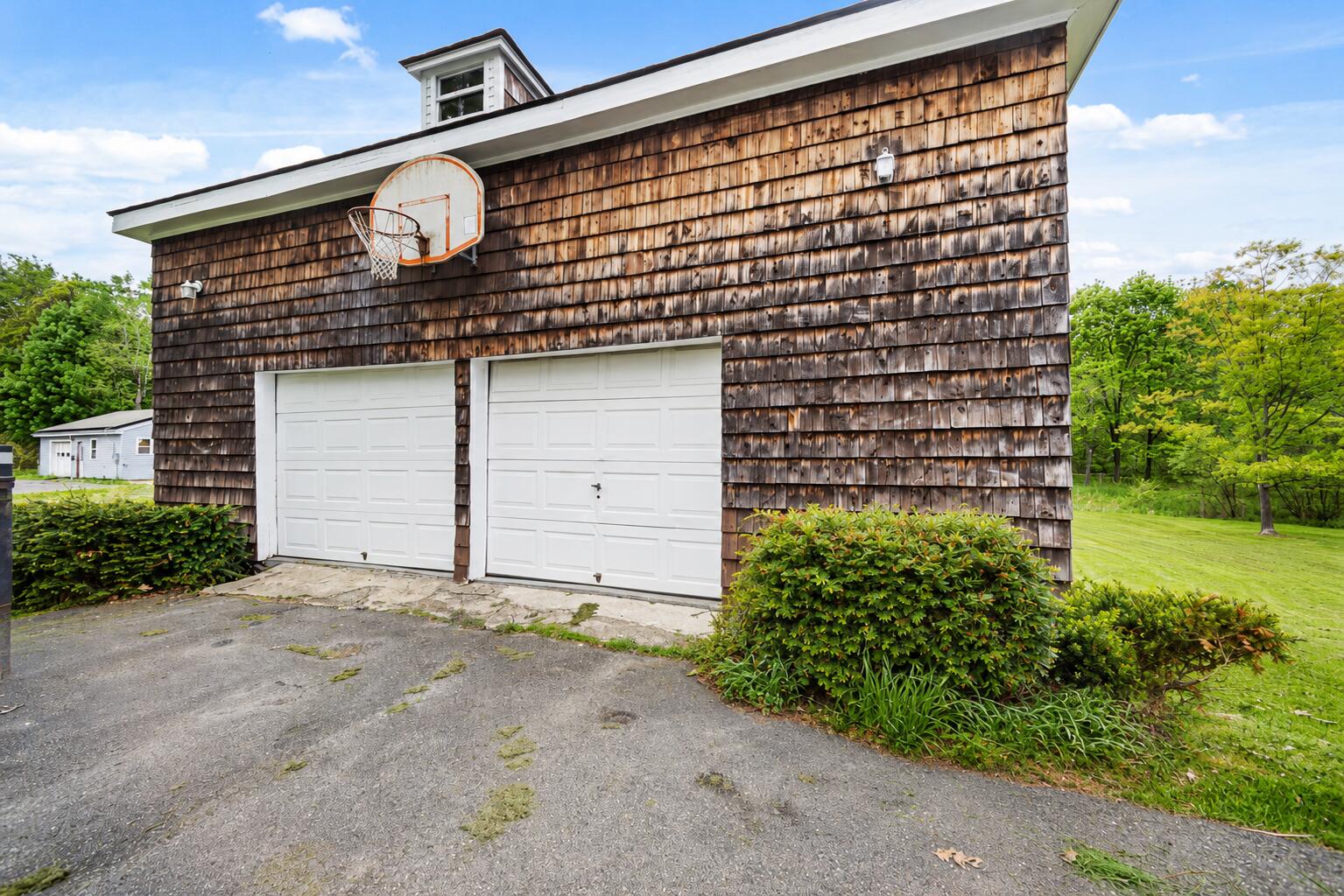 15 Cushman Road Winslow, ME 04901 - Photo 7 of 31 Garage