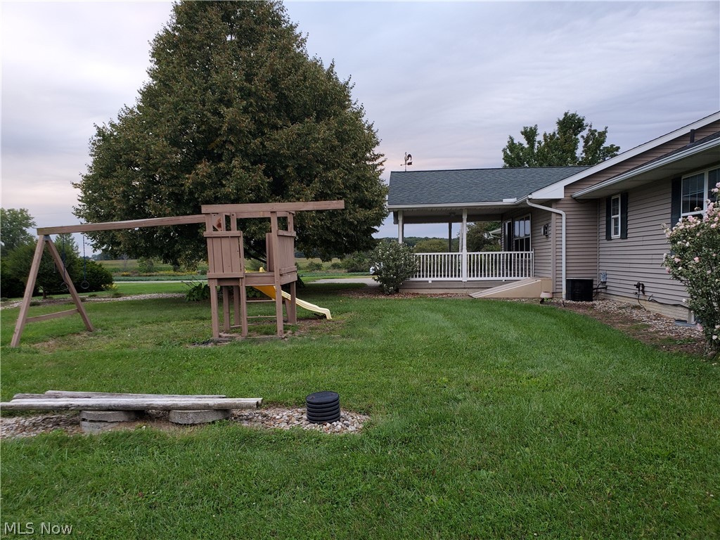 48401 Austin Road Wellington, OH 44090 - Photo 4 of 28 Gallery Image 4
