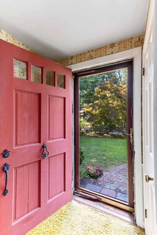 21 Coughlin Road Easton, MA 02356 - Photo 4 of 37 Gallery Image 4