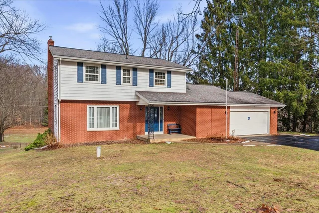 $425,000 | 9249 East H Avenue, Galesburg, MI 49053