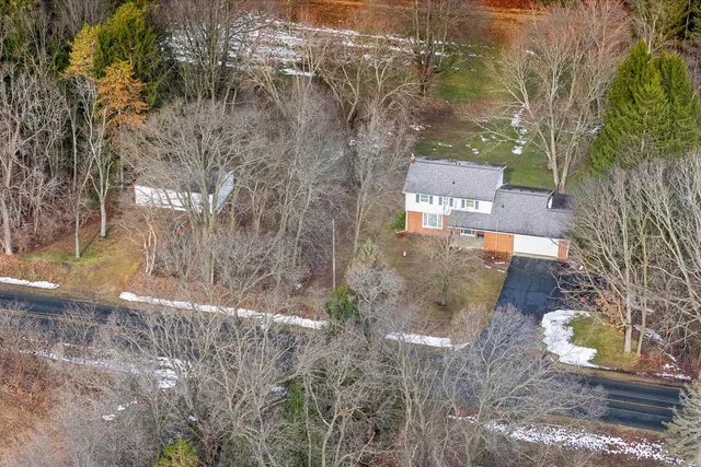 $425,000 | 9249 East H Avenue, Galesburg, MI 49053