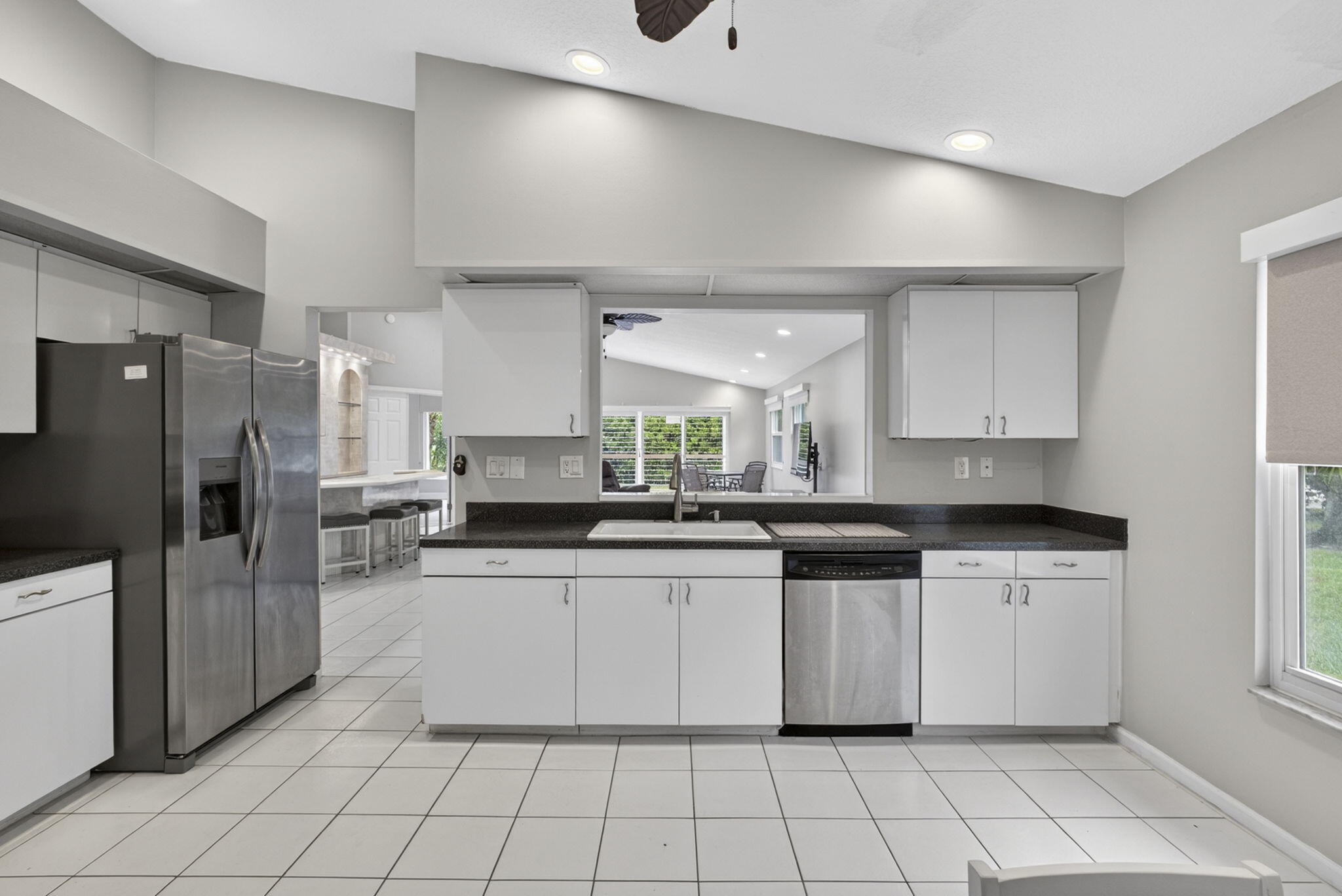 6064 Beaconwood Road Lake Worth, FL 33467 - Photo 16 of 42 Kitchen
