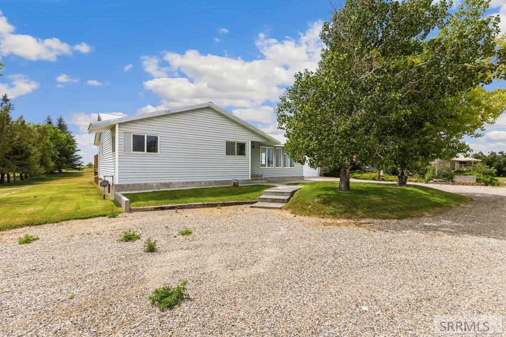 31 North 3700 East Rigby, ID 83442 - Photo 9 of 58