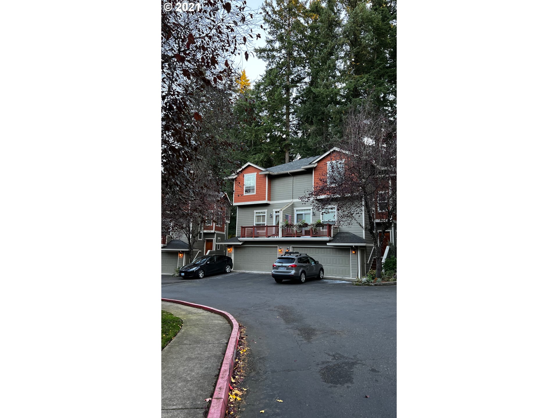 8422 Southwest Oleson Road Portland, OR 97223 - Photo 1 of 25 Gallery Image 1