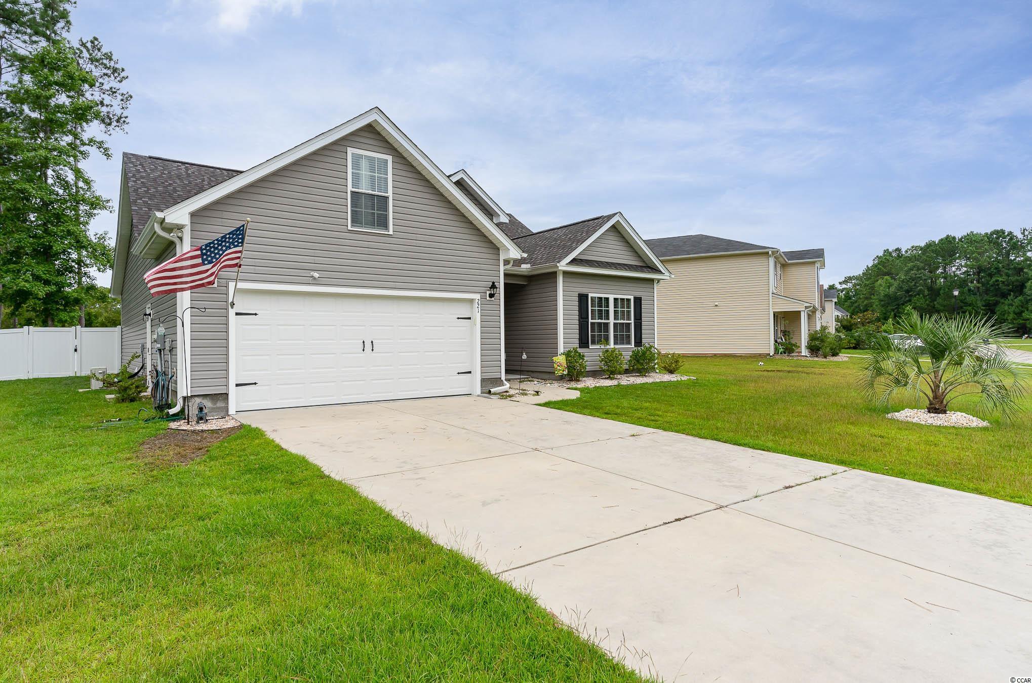 221 Winding Path Drive Loris, SC 29569 - Photo 3 of 40 Gallery Image 3