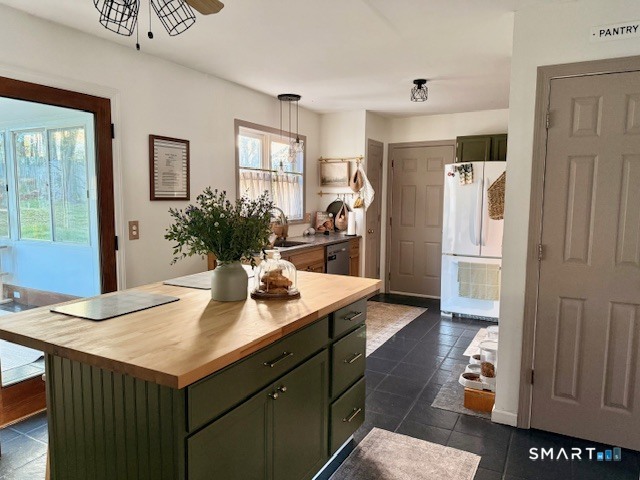104 Ginger Lane Torrington, CT 06790 - Photo 9 of 33