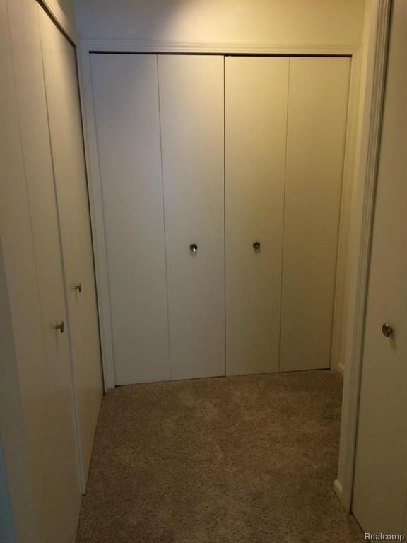 29620 Middlebelt Road, Unit 106 Farmington Hills, MI 48334 - Photo 18 of 32