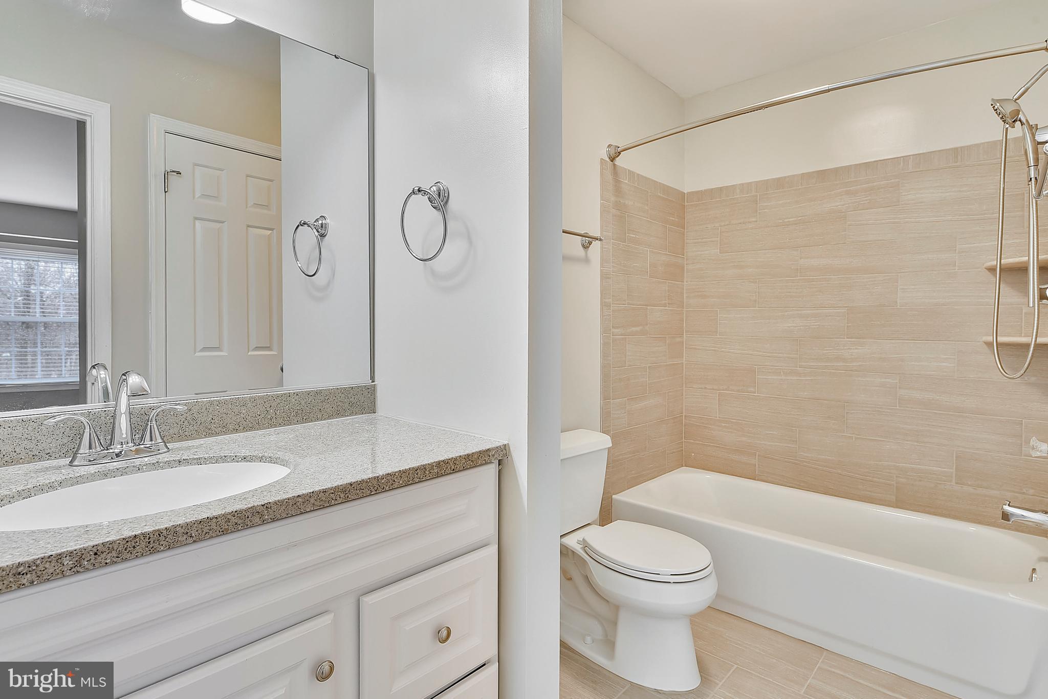 4016 Roberts Road Fairfax, VA 22032 - Photo 17 of 29 Bath (Master)