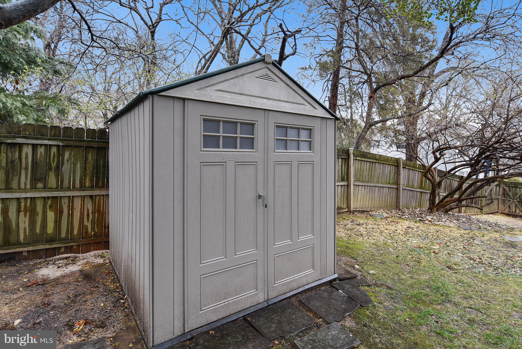 4016 Roberts Road Fairfax, VA 22032 - Photo 27 of 29 Shed