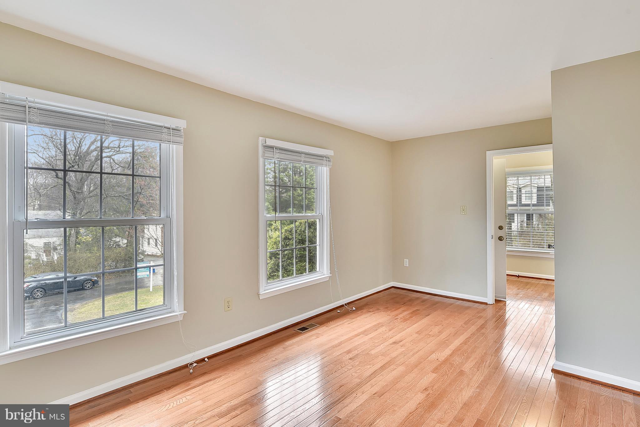 4016 Roberts Road Fairfax, VA 22032 - Photo 10 of 29 Bedrm on main llevel
