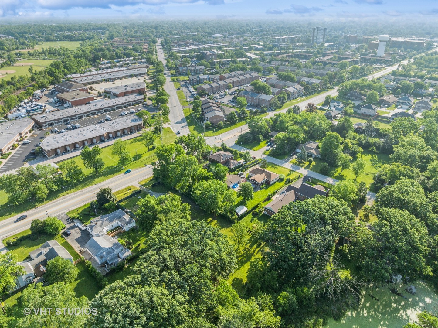 9517 West Central Road Des Plaines, IL 60016 - Photo 5 of 23