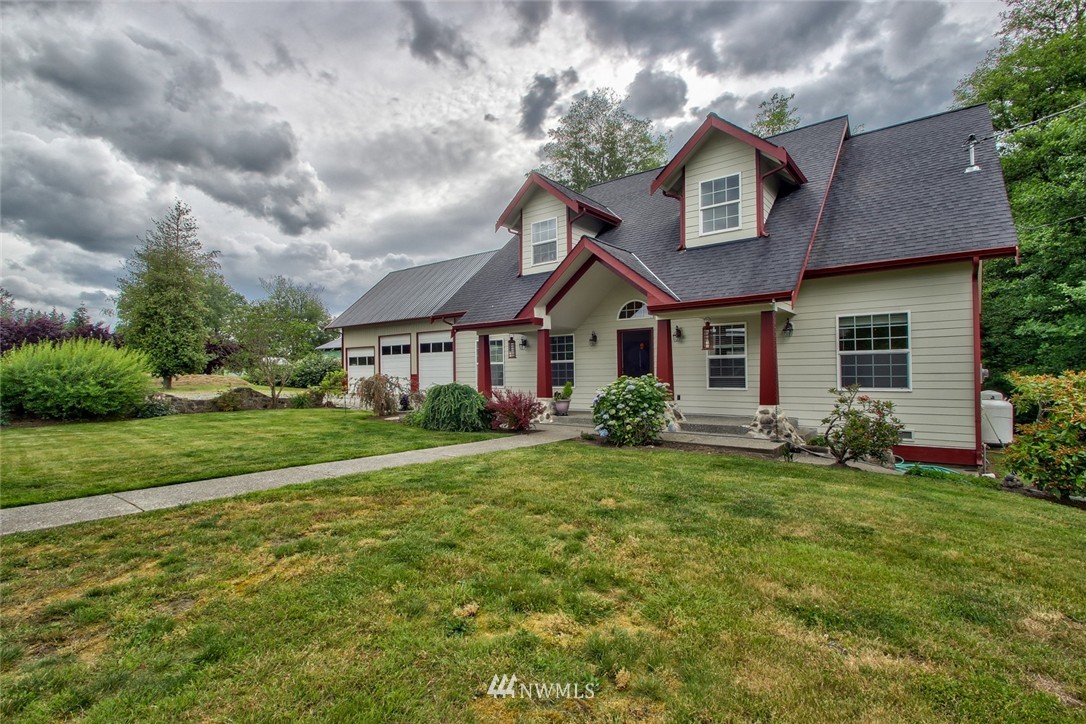 22562 Grip Road Sedro-Woolley, WA 98284 - Photo 3 of 25 Gallery Image 3
