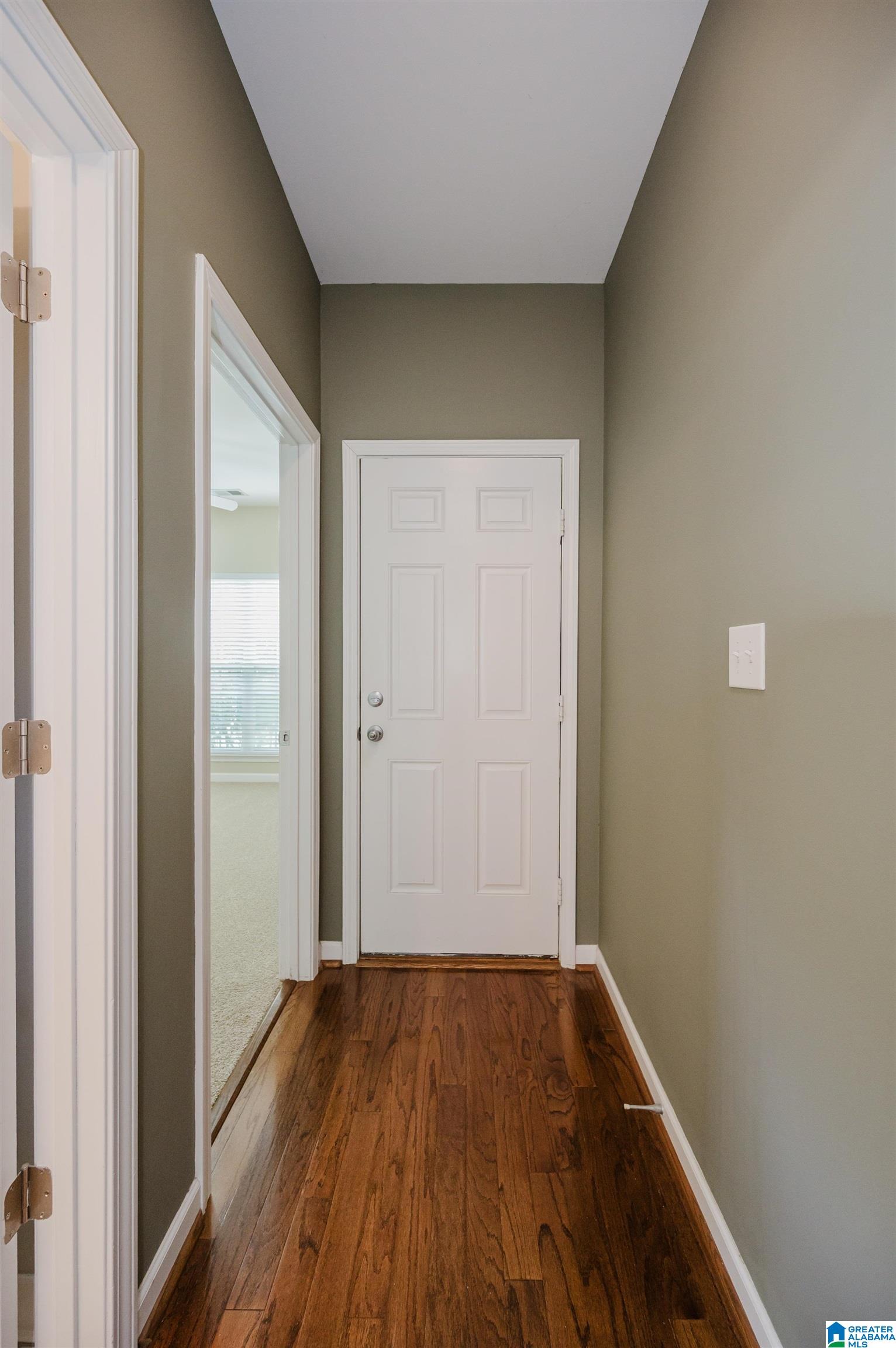 143 Reach Way Birmingham, AL 35242 - Photo 5 of 37