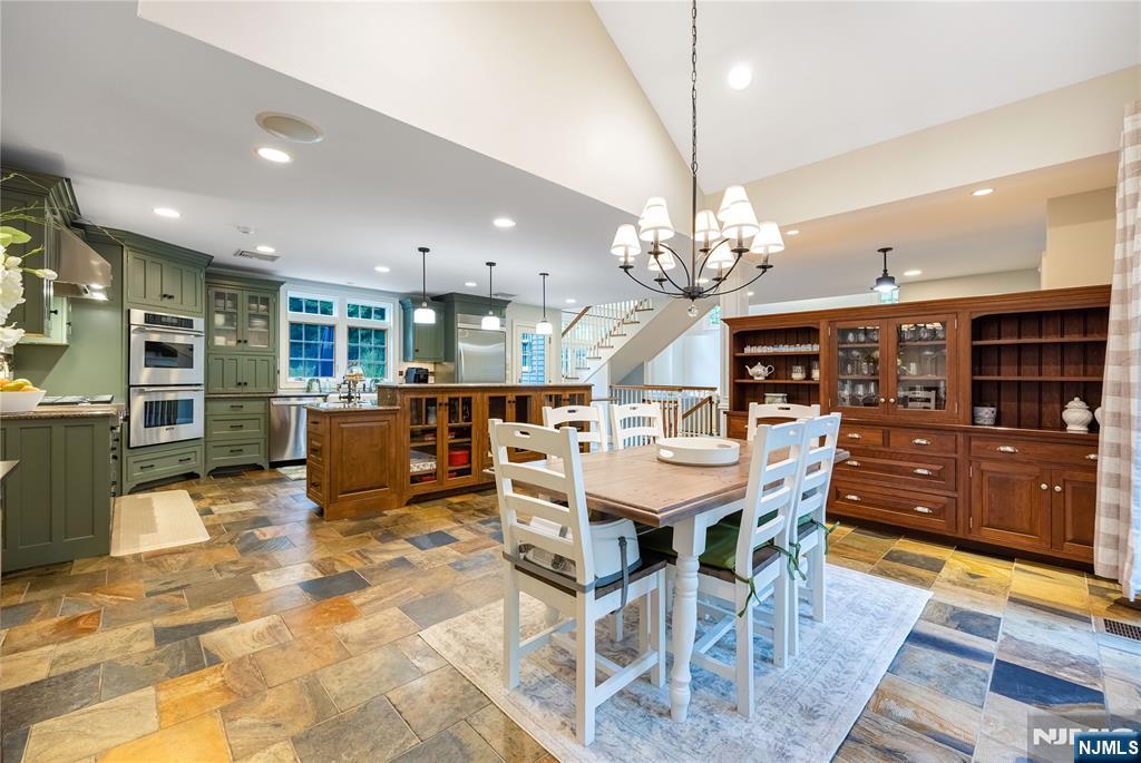 72 Hopper Farm Road Upper Saddle River, NJ 07458 - Photo 9 of 50 Gallery Image 9