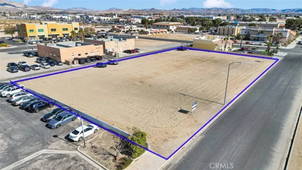 a view of a terrace with sitting area