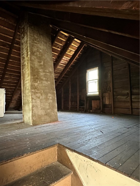 81 Locust Street Rochester, NY 14613 - Photo 15 of 16