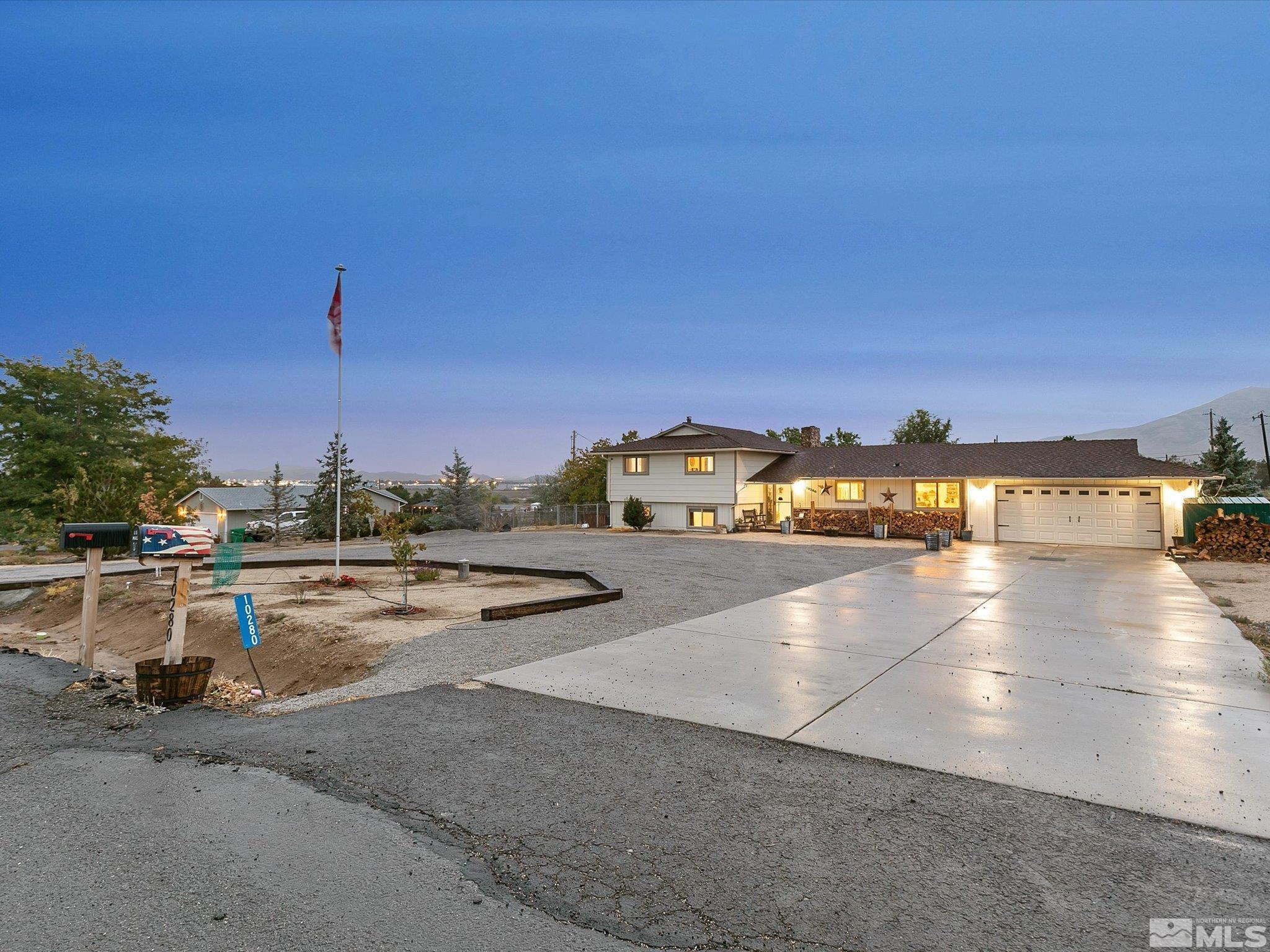 10280 Shenandoah Drive Reno, NV 89508 - Photo 2 of 39 Photo 2