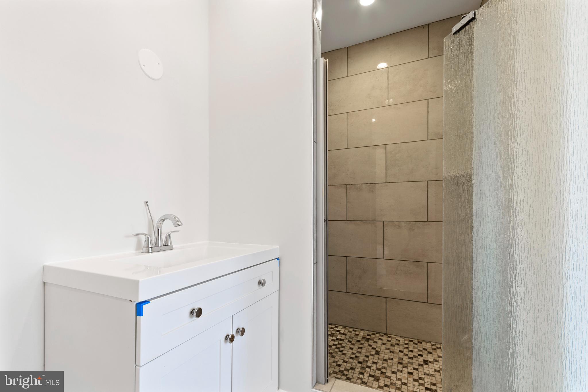 215 North 53rd Street Philadelphia, PA 19139 - Photo 10 of 14