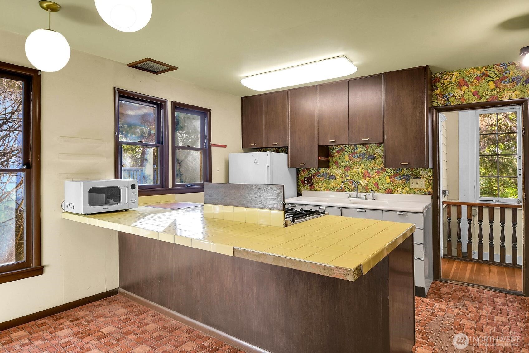 3321 37th Avenue South Seattle, WA 98144 - Photo 8 of 21