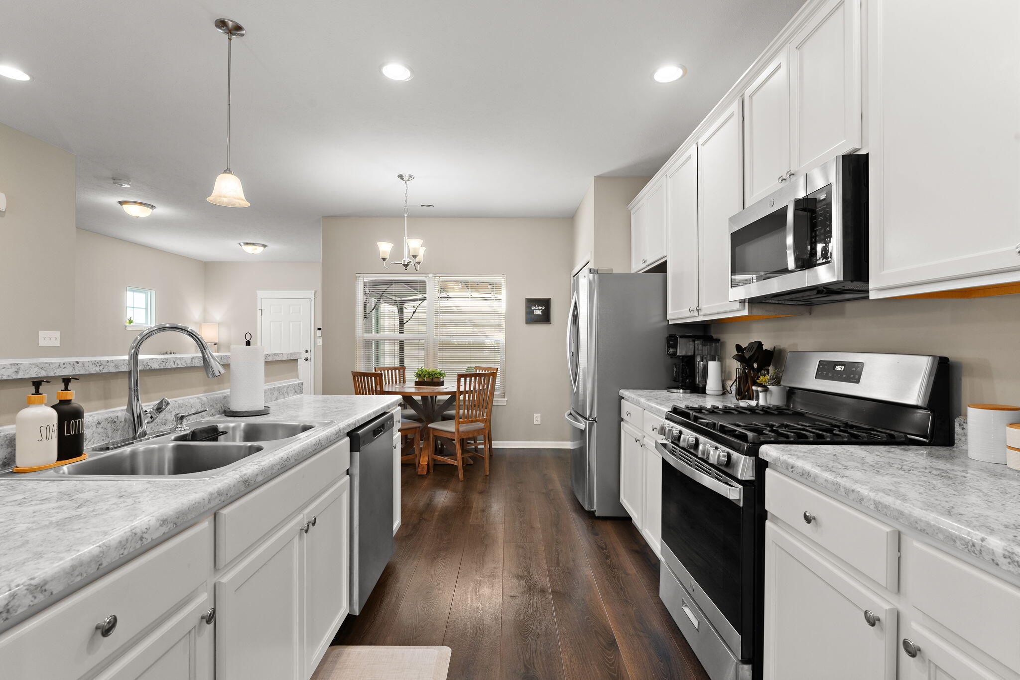 1062 East 115th Court Crown Point, IN 46307 - Photo 11 of 25 2048x1365