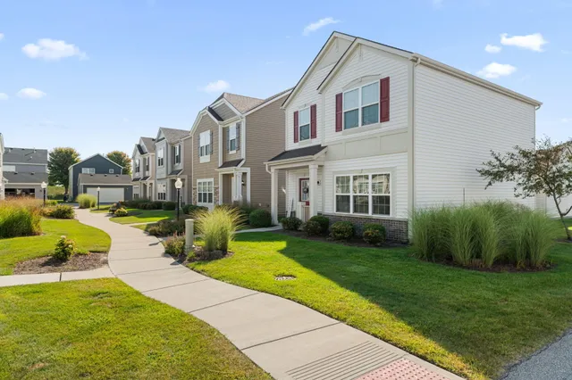 $309,000 | 1062 East 115th Court, Crown Point, IN 46307