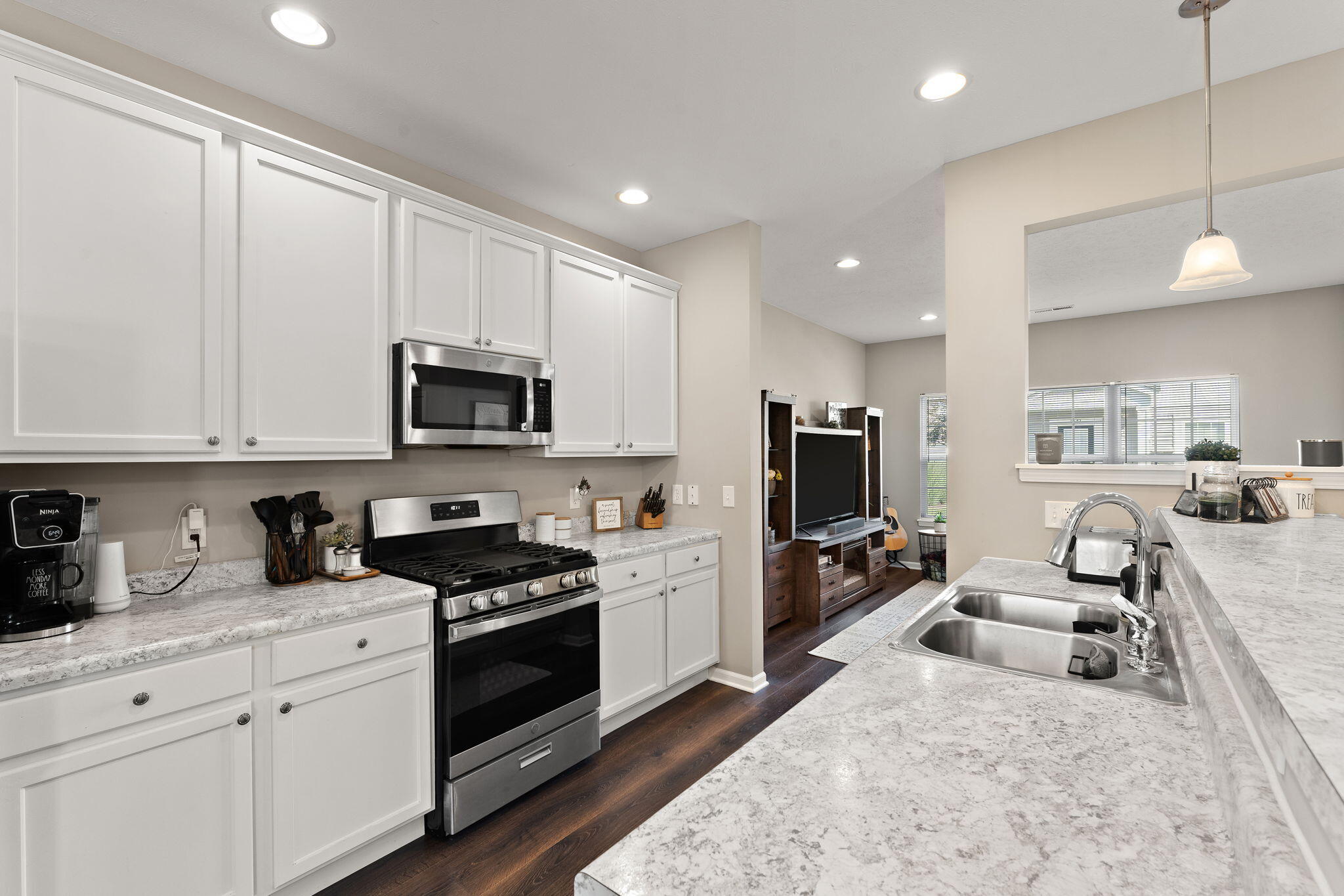 1062 East 115th Court Crown Point, IN 46307 - Photo 9 of 25 2048x1365